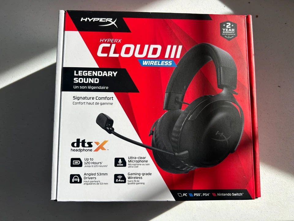 HYPERX Cloud III Wireless Gaming Headset - Black, BRAND NEW, DISPLAY ITEM - Image 1 of 4