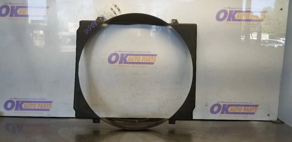 1993 DODGE W350 PICKUP RADIATOR FAN SHROUD 5.9L - Image 1 of 4