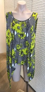 Charlie Brown Assymetric Tunic, BNWOT, Geometric & Floral Pattern, Black & Green - Picture 1 of 7
