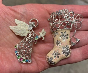 Vintage Christopher Radko Emaille/Strass Weihnachten Engel & Strumpf Brosche - 2 - Bild 1 von 5