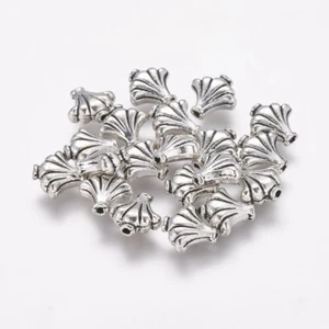 50 cuentas antiguas de aleación tibetana sin níquel y plomo con carcasa de plata 9x10x4 mm - Imagen 1 de 2