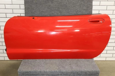 97-04 Chevy Corvette C5 Left Driver Door Shell (Torch Red 70U) Foto 1 de 4