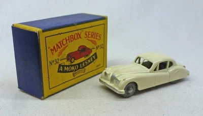 Moko Lesney Matchbox Toys MB33a Jaguar XK140 - Bild 1 von 2