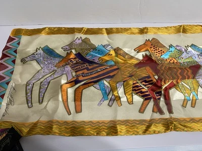 Laurel Burch 100% Seda Bufanda Abstracta Caballos Multicolor Con Lentejuelas Foto 1 de 4