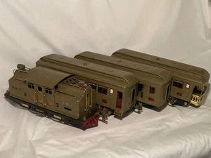 1920s Prewar Lionel 318E Electric Motor Engine with 309, 310 & 312 Train Cars - Picture 1 of 23