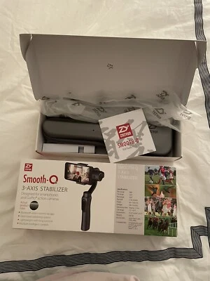 Teléfono inteligente estabilizador Zhiyun Smooth W 3 ejes y cámara de acción GoPro Foto 1 de 4