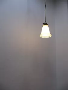 Original Antik Art Déco Deckenlampe Hängelampe Perlmutt Glas Messing Leuchten - Bild 1 von 16