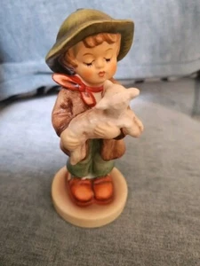 Hummel Goebel Figur THE LOST SHEEP Final Issue #68/0 TMK7 SZ 5,5" - Bild 1 von 4