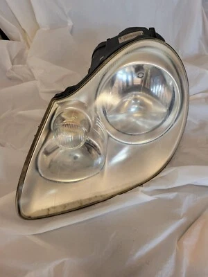 03-06 PORSCHE CAYENNNE FRONT LEFT HALOGEN HEADLIGHT - Image 1 of 4