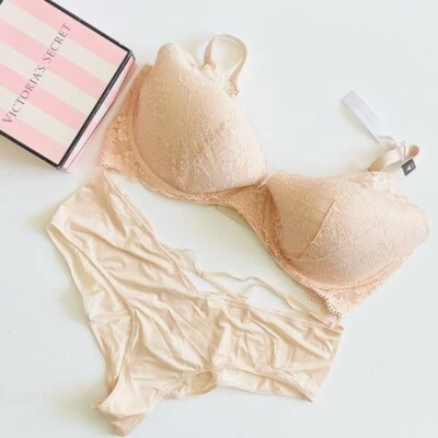 Conjunto de sutiã creme nude 44DDD XXL Victoria’s Secret calcinha atrevida perna alta com tiras - Imagem 1 de 4