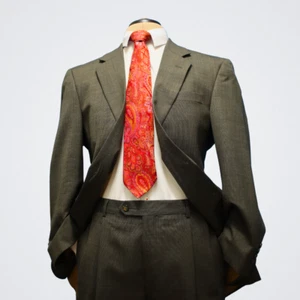 Jos A Bank 2 Piece Suit 42L Rifle Green Wool Classic Pleated 2 Button - Picture 1 of 21