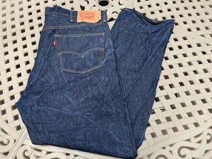 Levi's 501 Jeans Herren 44x33 Blau Straight Leg Button Fly Dark Wash Denim Hose. - Bild 1 von 14