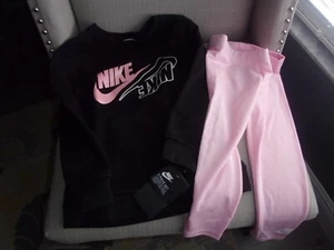 Nike Girl's 2pc Oufit Size XS - Picture 1 of 2
