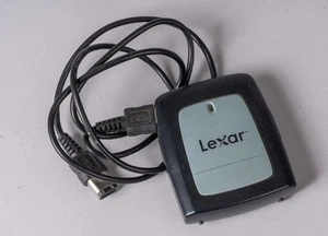 Lector de tarjetas flash LEXAR Firewire modelo RW019 negro - Imagen 1 de 2