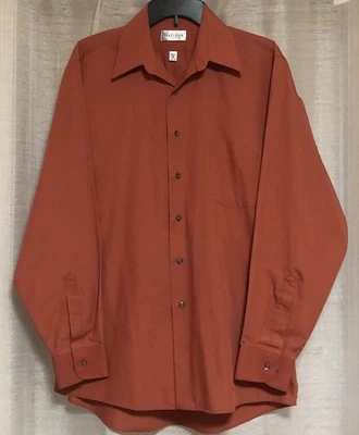 New Van Heusen Wrinkle Free Point Collar Pocket Dress Shirt Men’s Size 16-34/35 - Image 1 of 3