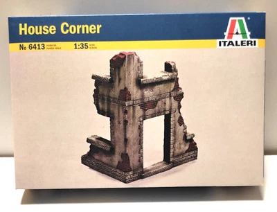 ITALERI 1:35 KIT PLASTICA ACCESSORI DIORAMA HOUSE CORNER  ANGOLO DI CASA    6413 - Immagine 1 di 2