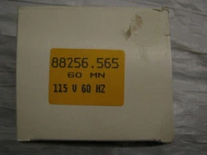 Temporizador mecánico de 60 minutos Crouzet 88256565 115 V nuevo de lote antiguo - Imagen 1 de 7