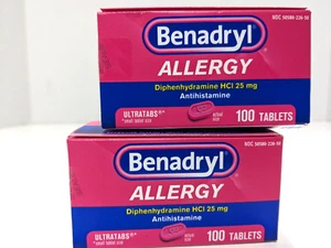 Benadryl Allergy Relief Ultratabs 25 mg, 2 PACKS OF 100 Tablets EACH Exp 9/2025 - Picture 1 of 4