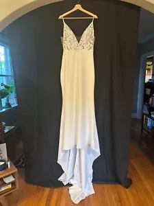 Made with Love Wedding Dress - Picture 1 of 9