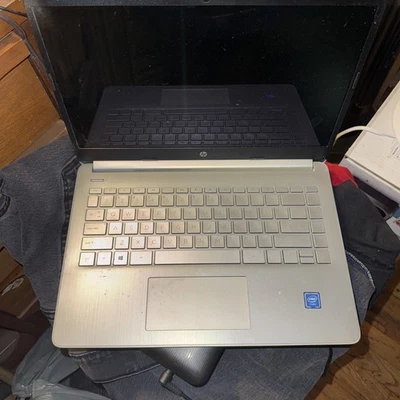 Notebook HP 14" Tela Sensível Ao Toque - Intel Celeron - 4GB de RAM - 64GB - Imagem 1 de 4