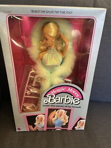 Vintage 1985 MAGIC MOVES Barbie Doll #2126. (B) Please Read full description