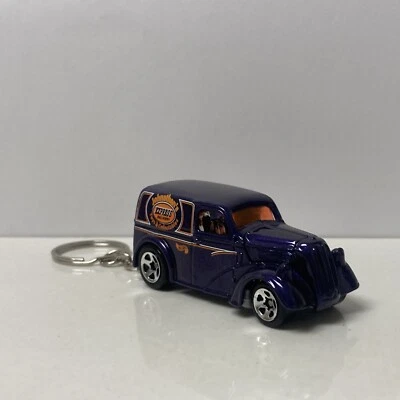 RARO LLAVERO PÚRPURA FORD ANGLIA PANEL PERSONALIZADO EDICIÓN LIMITADA 1949 1950-1953 Foto 1 de 2