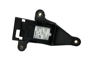 Sensor de monitor de punto ciego Honda Odyssey 2018 con soporte modelo 6234734 NB24 OEM - Imagen 1 de 6