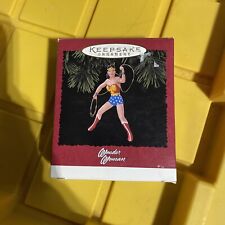 Vintage Hallmark Keepsake Ornament WONDER WOMAN Christmas DC Comics 1996 Lasso