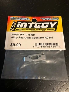 Parte de montaje en brazo trasero de aleación Team Associated Integy RC18T # T7602S - Imagen 1 de 1