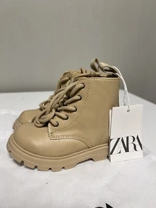 Zara Toddler Girls Size 21 Chelsea Boots Combat Cream Matte Leather Beige - Picture 1 of 9