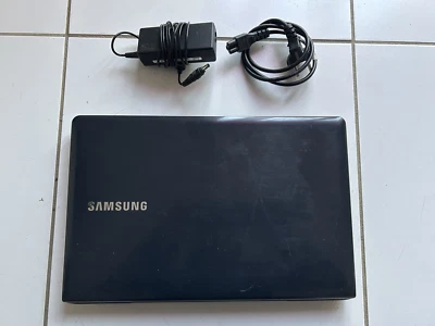 Samsung intel Pentium Modèle NP270E5E-K03FR - Photo 1/2