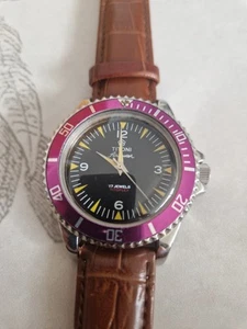 Rare Vintage Titoni 17 Jewels Military style men's 44mm watch - Picture 1 of 9