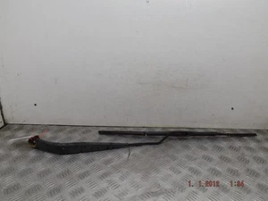 Kia Rio Right Driver Offside Front Wiper Arm Blade Mk3 2011-2018Z - Picture 1 of 6