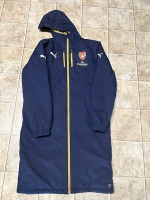 Puma Arsenal FC Fútbol Gerentes Chaqueta Larga Línea Bronceado Acolchado Banco Abrigo Hombre’s L Foto 1 de 2