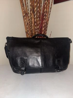 Bolso Mensajero LL Bean Cuero Negro Bolso Sachel Oficina Escuela y Viajeros Foto 1 de 4