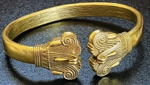 CMA Museum Replica Egyptian Etruscan Gold Tone Cuff Bangle Adjustable Bracelet - Picture 1 of 4
