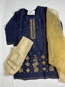 Pakistani girls khaadi net hand embroidery kameez shalwar 5 years size 30 - Picture 1 of 12