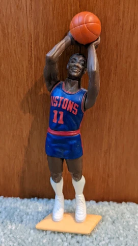 ISIAH THOMAS - 1988 Starting Lineup Figure - Detroit Pistons 'Bad Boys' -Vintage Cover