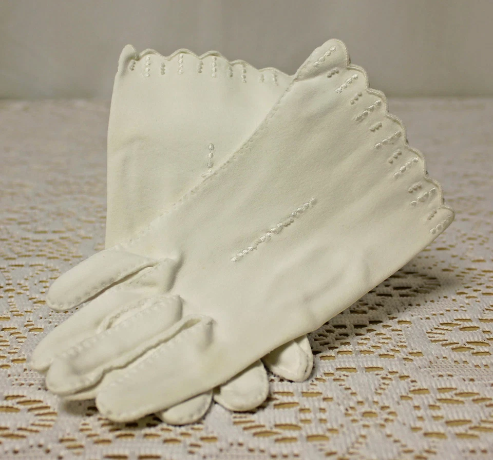 Guantes de vestir vintage con cuentas para damas hechos en Alemania Occidental - talla 6 Foto 1 de 3