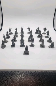 Juego completo de 25 mini estatuillas Franklin Mint 1983 de peltre oeste americano - Imagen 1 de 23