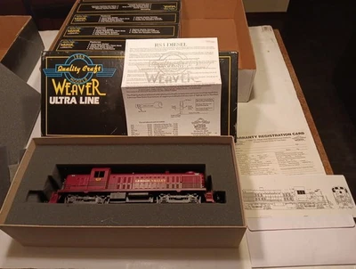 O Gauge, Weaver, RS-3 Diesel Locomotive #5510 Lehigh Valley #215 Engine, New - Image 1 of 4