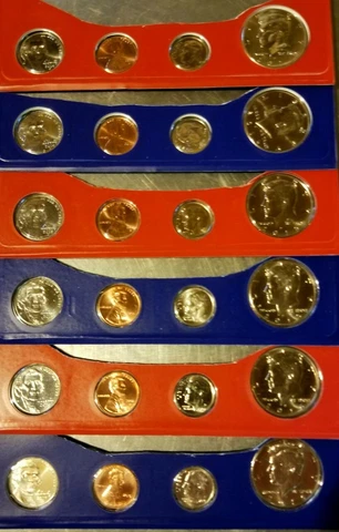 2014 2015 2016 U.S. Mint Set Partial 4 coin ea. set Uncirculated  P and D Mints Cover