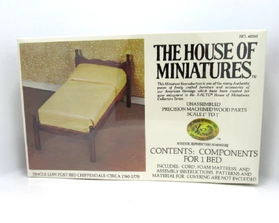 Vintage The House Of Miniatures  - CHIPPENDALE SINGLE LOW POST BED  - Kit#40060 - Image 1 of 4
