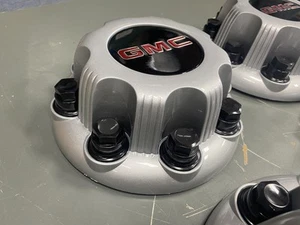 (1) 01-06 GMC Sierra 2500 3500 Truck Savana Van 8 Lug Steel Wheel OEM Silver - Picture 1 of 13