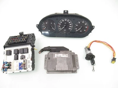 Centralina motore benzina Renault Megane I 1996 ECU 7700865827 CML35776 - Immagine 1 di 4