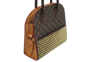 Borsa Louis Vuitton x Christian Louboutin Monogram Borchie Iconoclasta Vitello Usato - Foto 1 di 7
