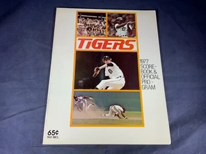 R4-65 MLB 1977 DETROIT TIGERS SCORE-BOOK & OFFICIAL PROGRAM - Picture 1 of 8