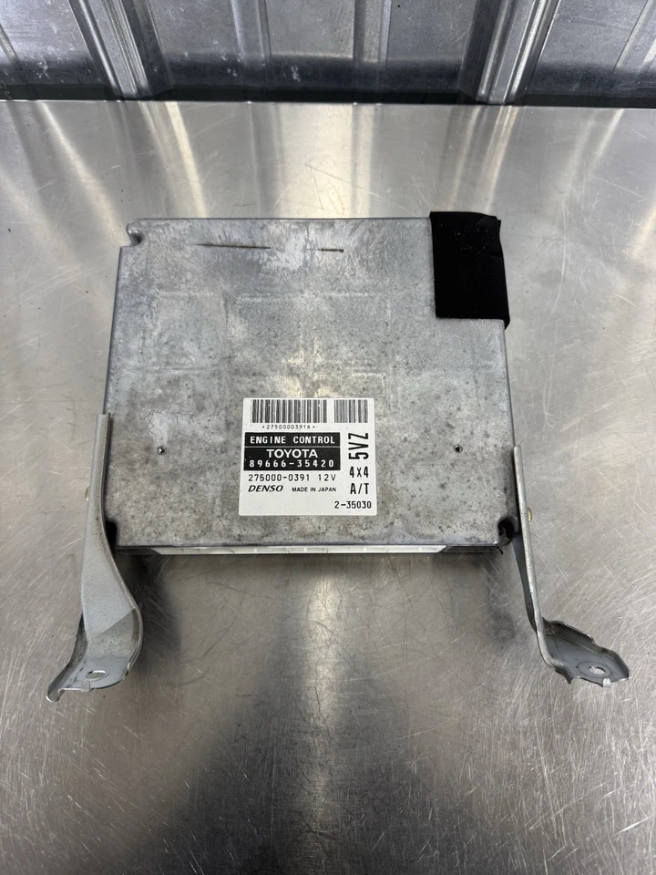 01 Toyota 4Runner ECU ECM PCM Engine Computer 3.4L 5VZ-FE AT 4x4 OEM 89666-35420 - Image 1 of 4
