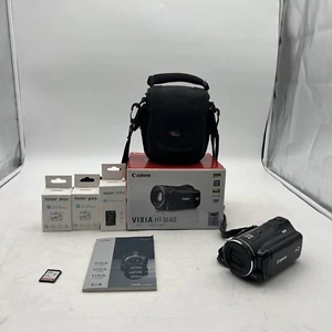 ⭐️Canon VIXIA HF M40 Full HD 1080p AVCHD 64GB Camcorder 10x Bundle ⭐️ - Picture 1 of 9