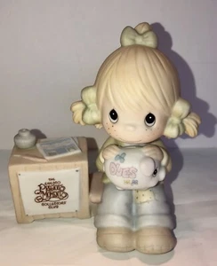 Precious Moments Collectors Club Figurine E-0404  Jonathan & David 1983 Enesco - Picture 1 of 9